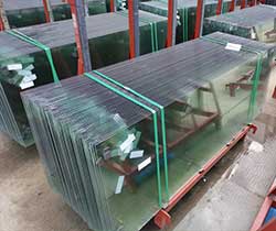 建议广大玻璃生产厂家注意挑选合格的塑钢带供应商